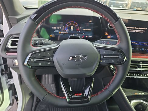 New 2026 Chevrolet Traverse RS w/ LPO, Floor Liner Package image 17