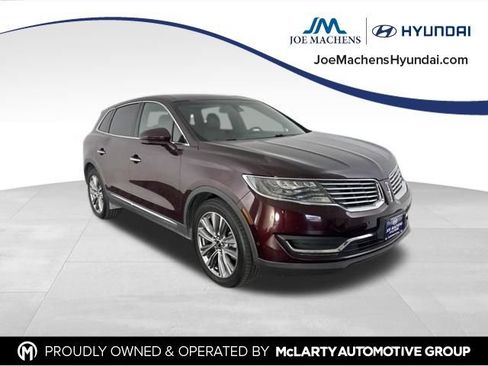 Used 2018 Lincoln MKX Reserve w/ Luxury Package AWD/4WD image 2