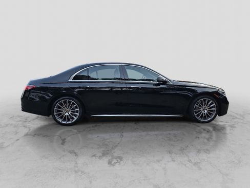 New 2026 Mercedes-Benz S 580 4MATIC Sedan image 4