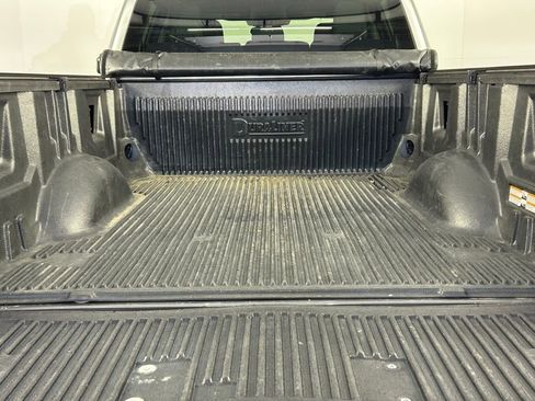 Used 2024 Ford F250 XLT image 31