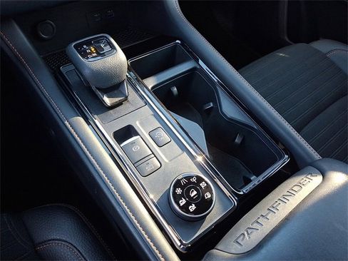 Used 2023 Nissan Pathfinder Rock Creek image 17