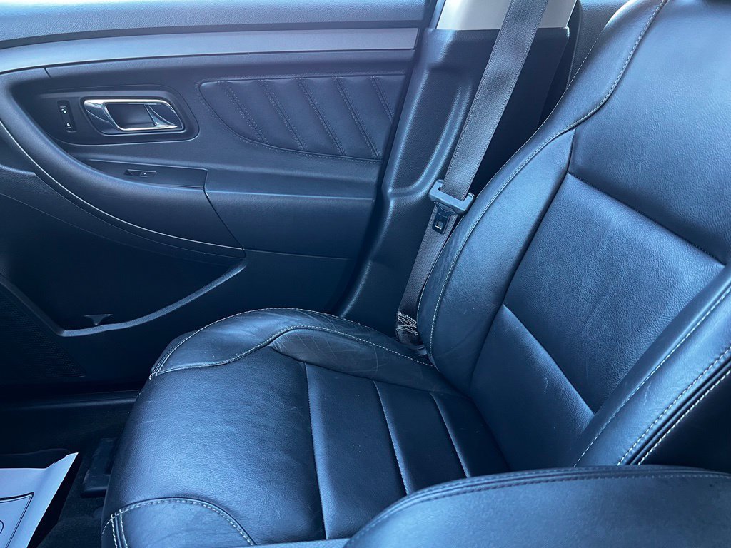 Used 2012 Ford Taurus SEL FWD image 13