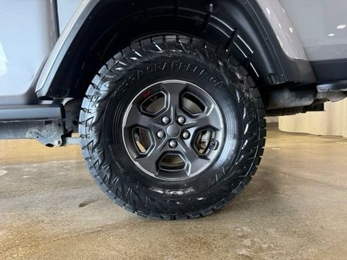 Used 2020 Jeep Gladiator Rubicon AWD/4WD image 28