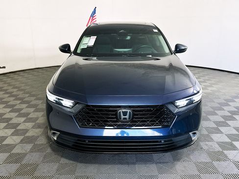 Used 2023 Honda Accord Touring image 8