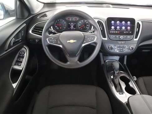 Used 2024 Chevrolet Malibu LT image 28