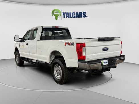 Used 2018 Ford F350 XL AWD/4WD image 3