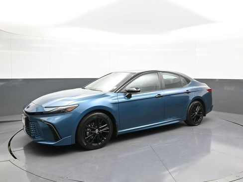 Certified 2025 Toyota Camry XSE image 10