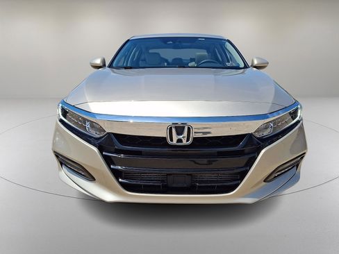 Used 2019 Honda Accord EX image 3