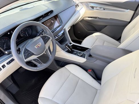 Certified 2023 Cadillac XT5 Premium Luxury w/ Technology Package image 18