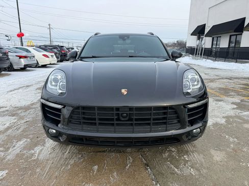 Used 2018 Porsche Macan Sport Edition image 2