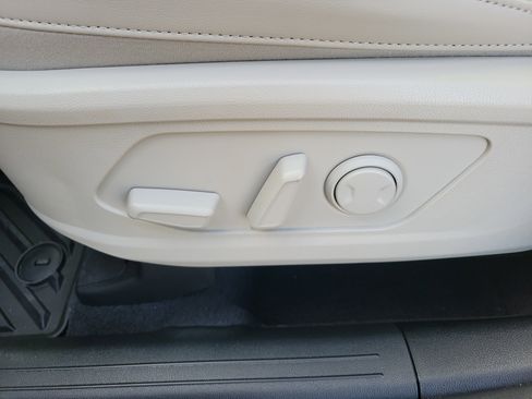 Certified 2025 Kia Sorento X-Line EX image 25