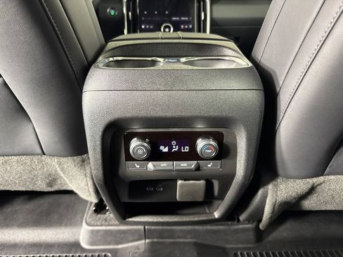 Certified 2025 GMC Acadia Denali w/ Super Cruise Package AWD/4WD image 40