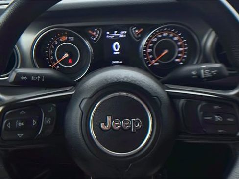 Used 2023 Jeep Wrangler Unlimited Sport AWD/4WD image 29