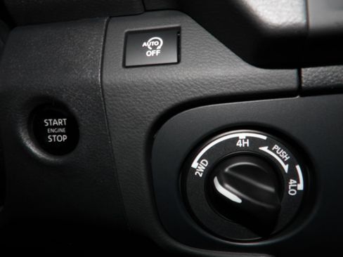 New 2026 Nissan Frontier SV image 23