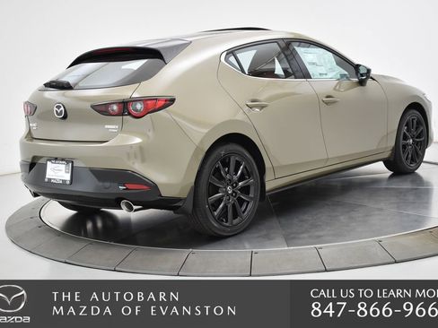 Certified 2025 MAZDA MAZDA3 Carbon AWD/4WD image 18