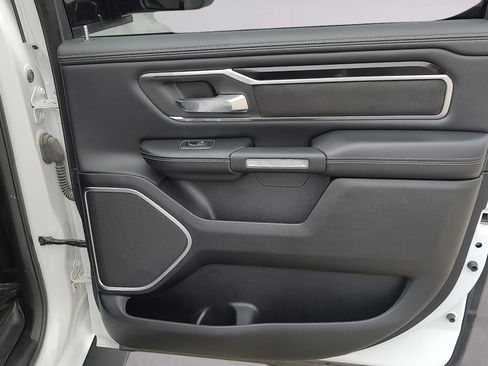 Used 2020 RAM 1500 Laramie image 16