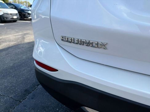 Used 2023 Chevrolet Equinox Premier image 27