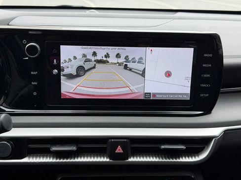 Used 2022 Kia K5 GT-Line w/ GT-Line FWD Premium Package image 2