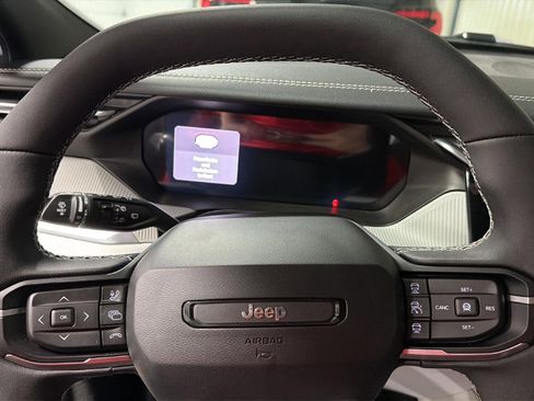 New 2026 Jeep Cherokee Limited image 19