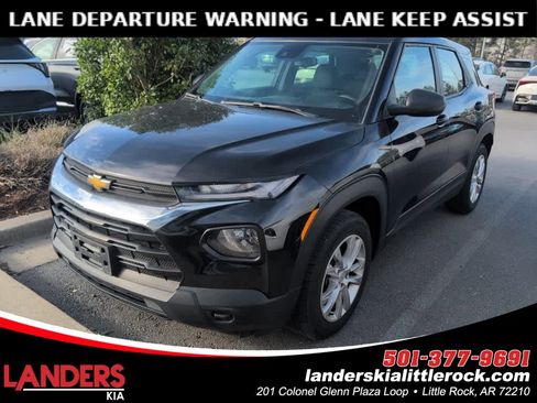 Used 2021 Chevrolet TrailBlazer LS image 1