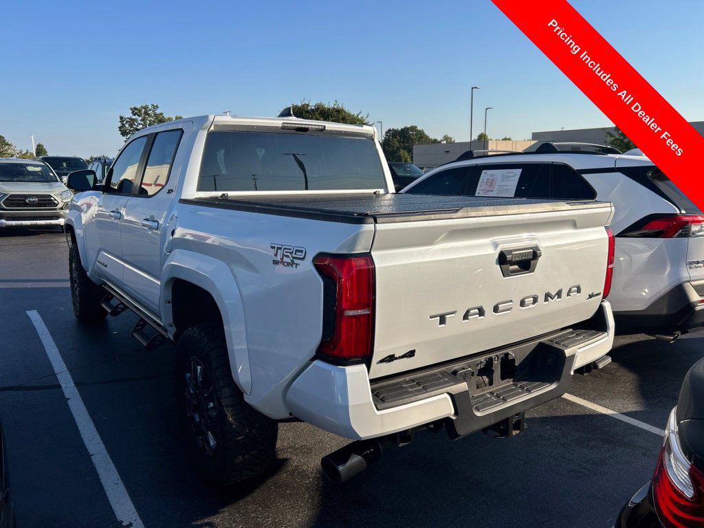 Used 2025 Toyota Tacoma TRD Sport AWD/4WD image 8