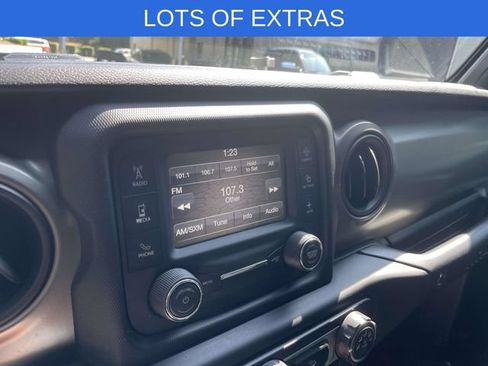 Used 2018 Jeep Wrangler Sport AWD/4WD image 28