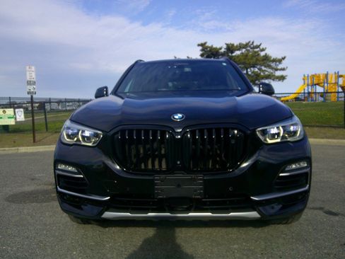 Used 2020 BMW X5 xDrive50i AWD/4WD image 10