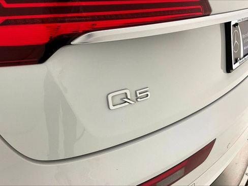 Used 2022 Audi Q5 2.0T Premium Plus AWD/4WD image 24