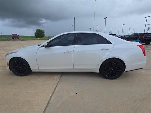 Used 2018 Cadillac CTS Luxury RWD image 8