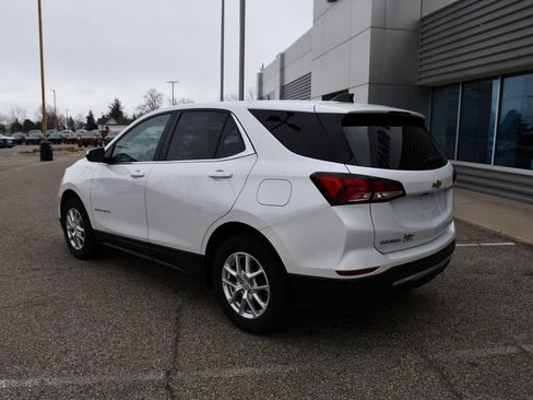 Used 2022 Chevrolet Equinox LT AWD/4WD image 4