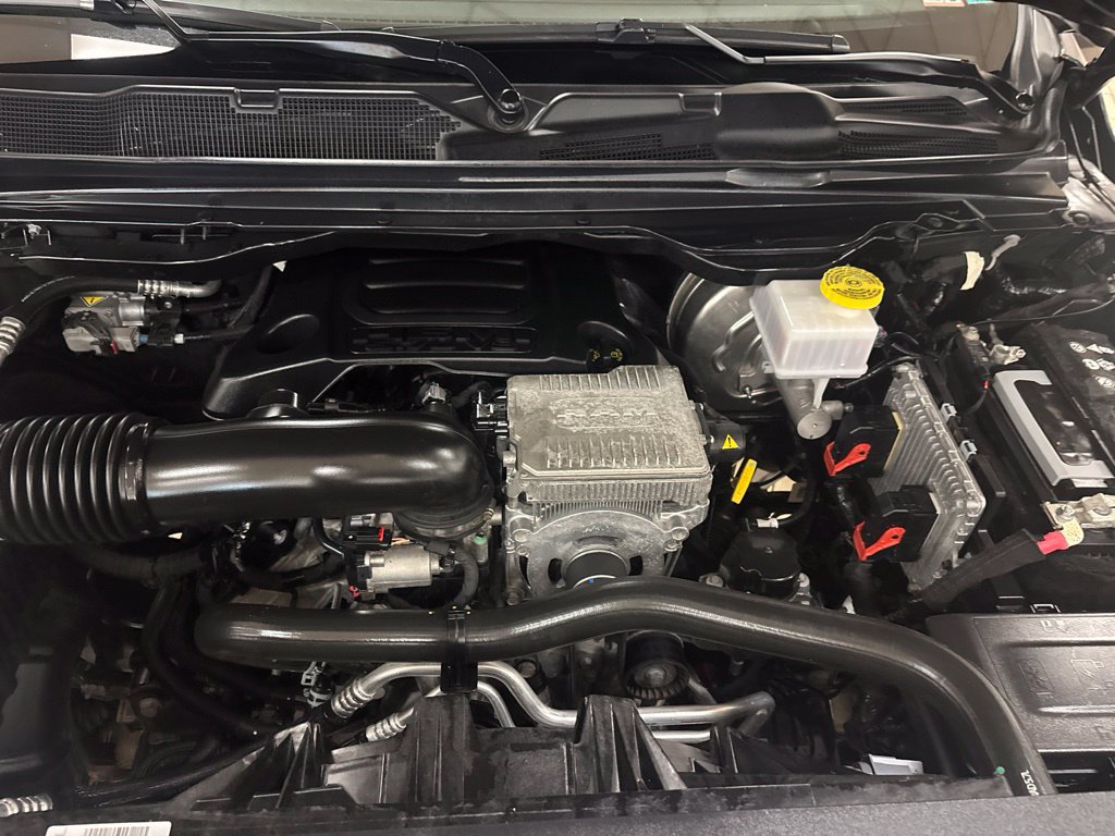 Used 2021 RAM 1500 Laramie AWD/4WD image 49
