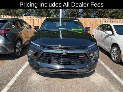 Used 2024 Chevrolet Blazer RS w/ LPO, Floor Liner Package FWD image 2