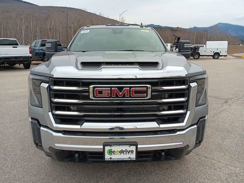 New 2026 GMC Sierra 2500 SLE w/ SLE Value Package; AWD/4WD image 2