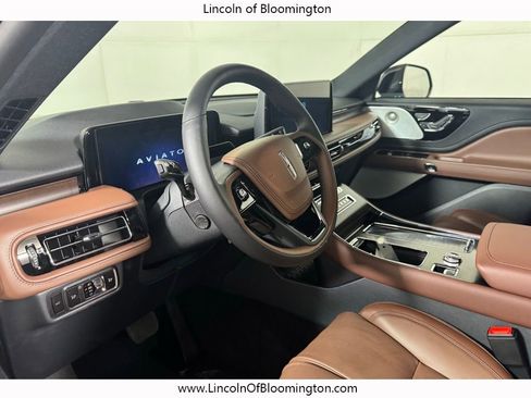 New 2026 Lincoln Aviator Reserve AWD/4WD image 32