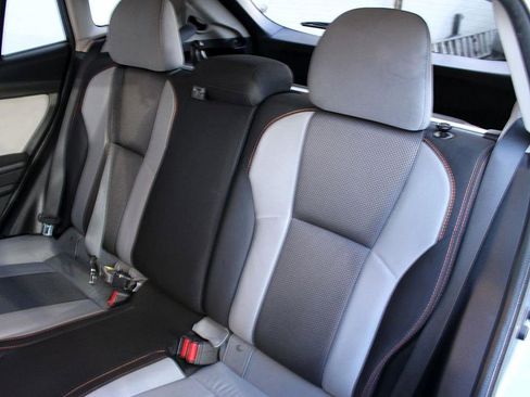 Used 2019 Subaru Crosstrek 2.0i Premium image 11