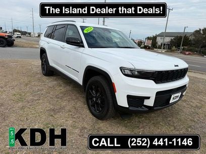 Used 2024 Jeep Grand Cherokee L Laredo
