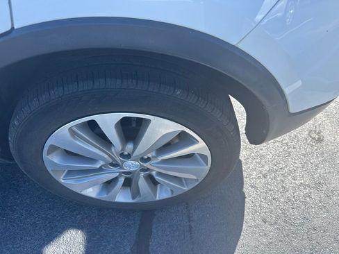 Used 2019 Buick Encore Preferred FWD image 7