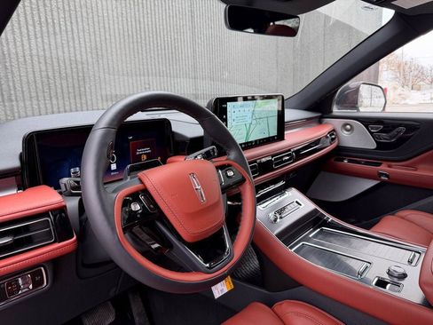 New 2026 Lincoln Aviator Reserve image 9