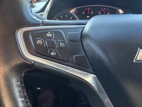 Used 2016 Chevrolet Malibu LT image 17