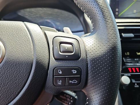 Used 2023 Lexus IS 350 F Sport RWD image 18