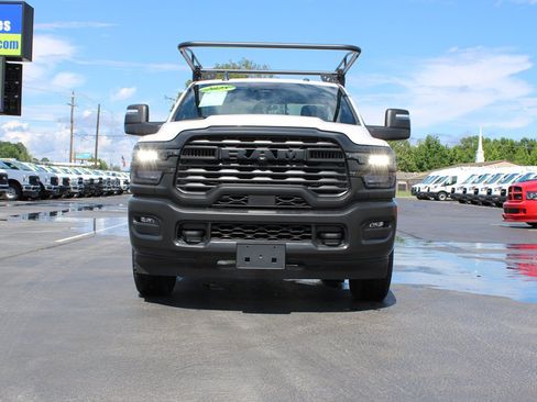Used 2025 RAM 3500 Tradesman RWD image 16
