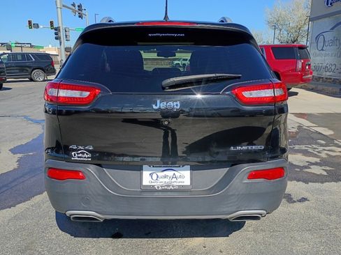 Used 2017 Jeep Cherokee Limited AWD/4WD image 7