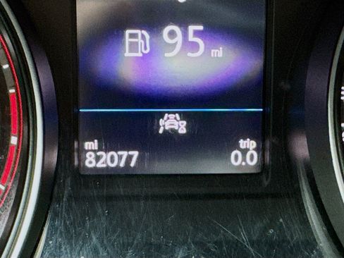 Used 2021 Volkswagen Atlas SE image 8