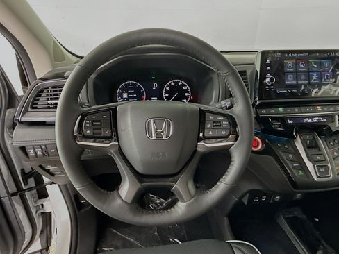 New 2026 Honda Odyssey Elite image 11