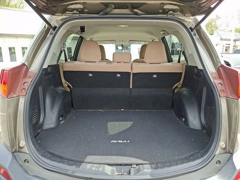 Used 2013 Toyota RAV4 LE AWD/4WD image 33