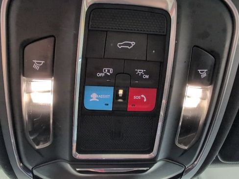 Used 2023 Jeep Grand Cherokee Altitude AWD/4WD image 26