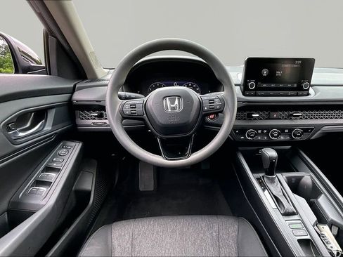 Used 2024 Honda Accord EX image 9