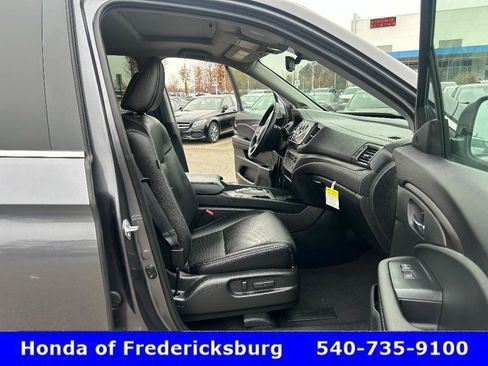 Certified 2025 Honda Ridgeline RTL image 34