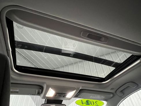 Used 2024 Toyota RAV4 XLE image 18