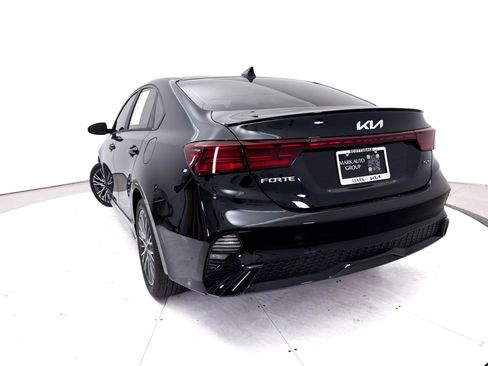 Used 2024 Kia Forte GT-Line w/ GT-Line Premium Package FWD image 8